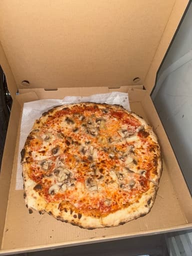 BRockEnzO Pizza food truck logo