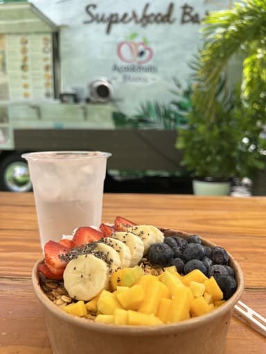 Aca & Fruits - Miami food truck logo