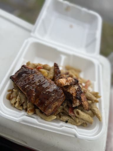 T G S Grill food truck logo