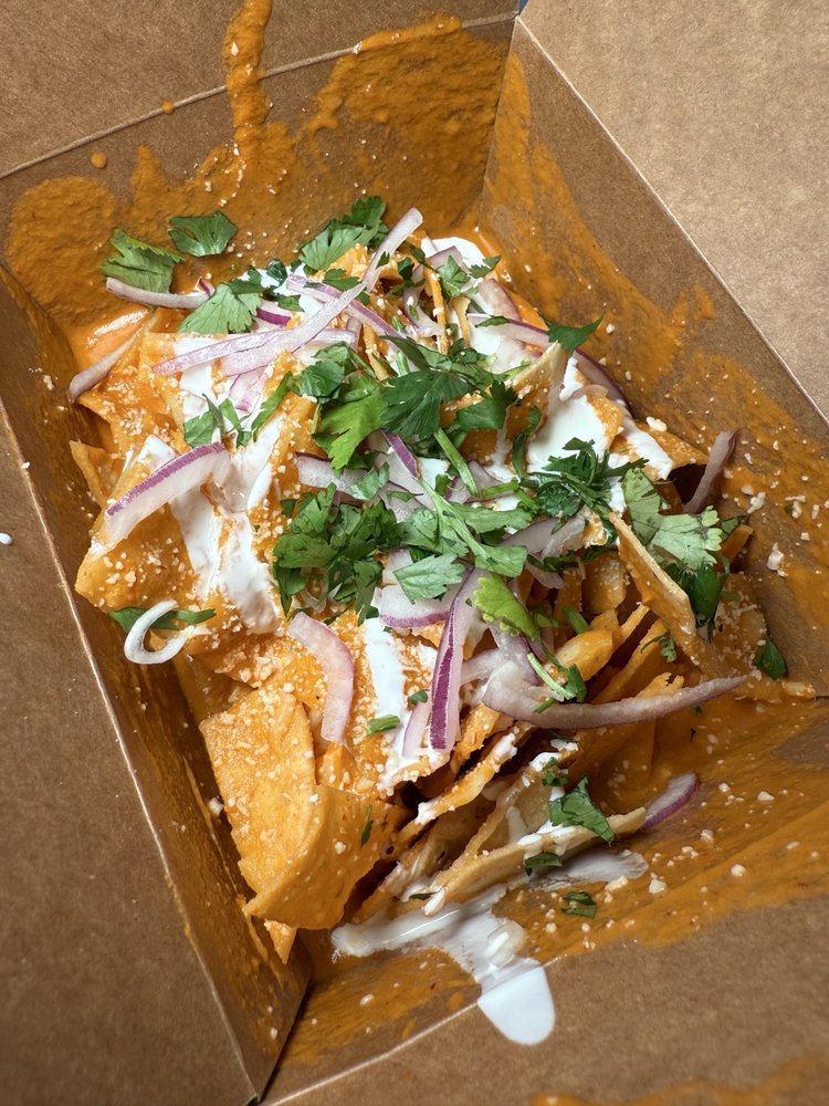 Chilakil To Go food truck logo