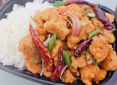 Bai Tong on Wheels - Mercer Island food truck logo