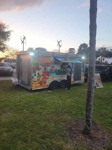 Big Daddy Conch food truck logo