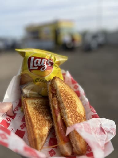 2 Fat Guys Grilled Cheese food truck logo