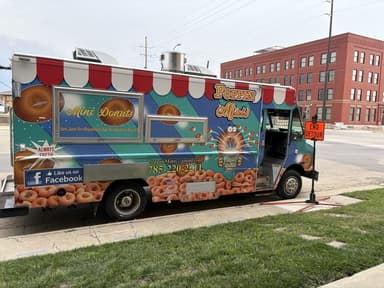 Poppin Minis Donuts food truck logo