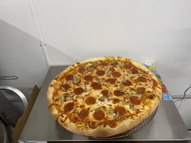 Back East Pizza & Subs food truck logo