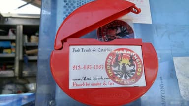 Indios Carbonsitos Mexiq Food Truck food truck logo