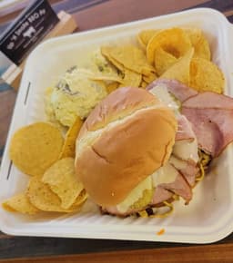 Up 'n Smoke Bbq Pit