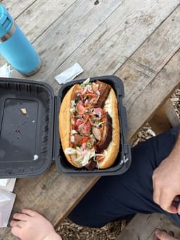 Banh Reade Smoke and Sand