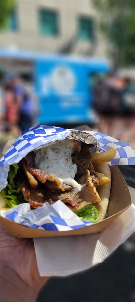 Theo's Gyros