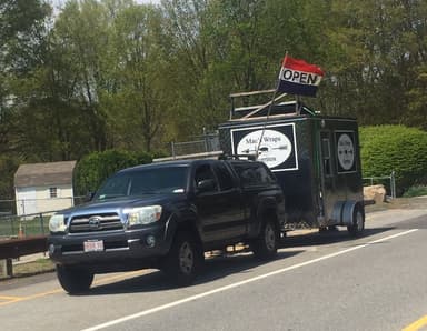 Mac's Wraps food truck logo